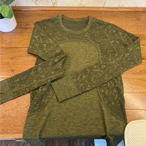 Lululemon long sleeve